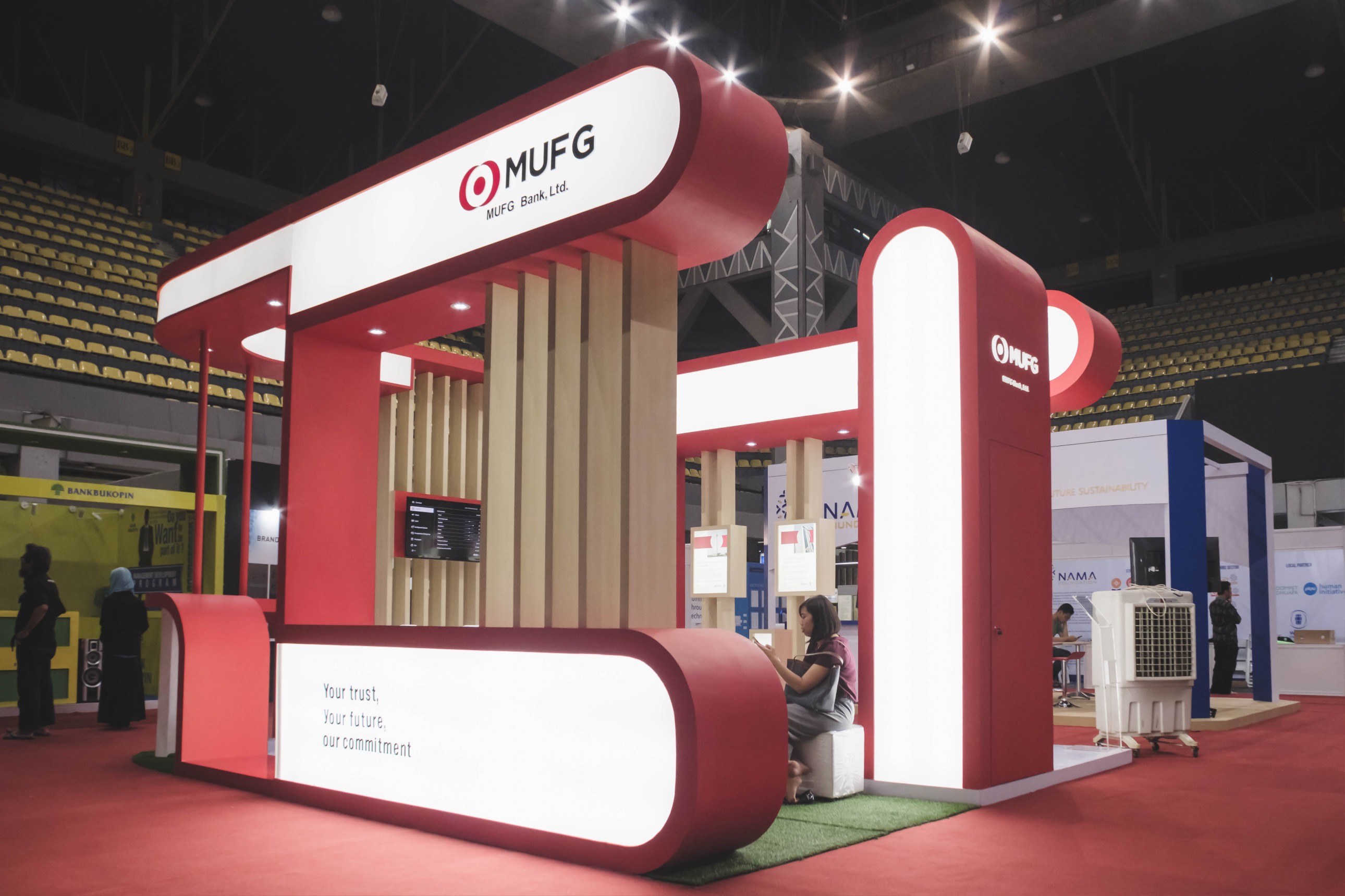 MUFG Booth-2